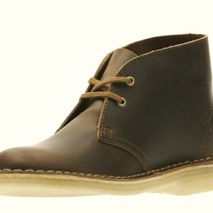 Clarks Desert Boot (Women's size 8.5)